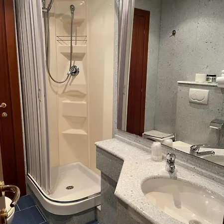 Hotel Mondial Rapallo Room photo